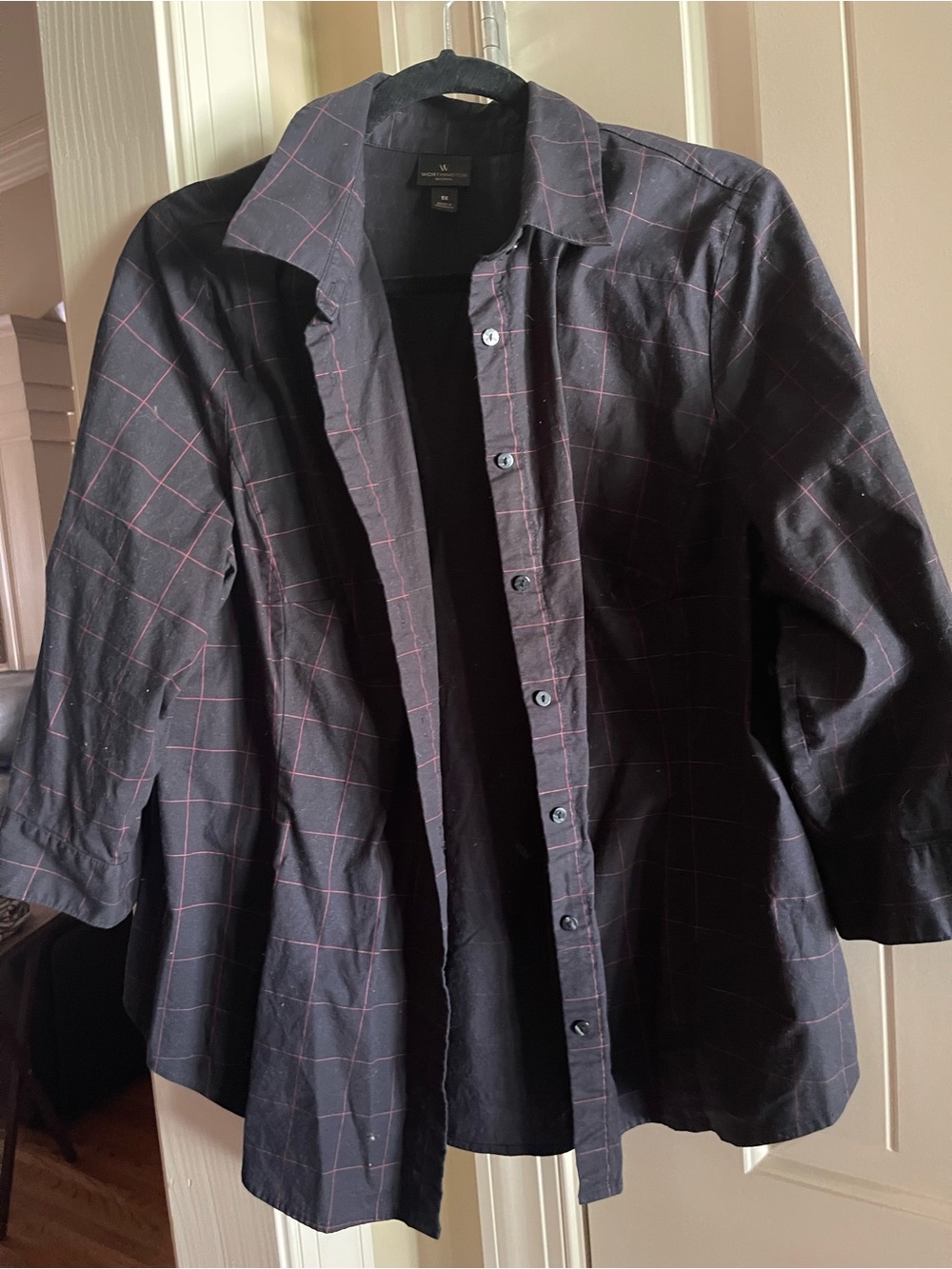 WoMen's Black Button-Up Shirt with Subtle Red Windowpane
